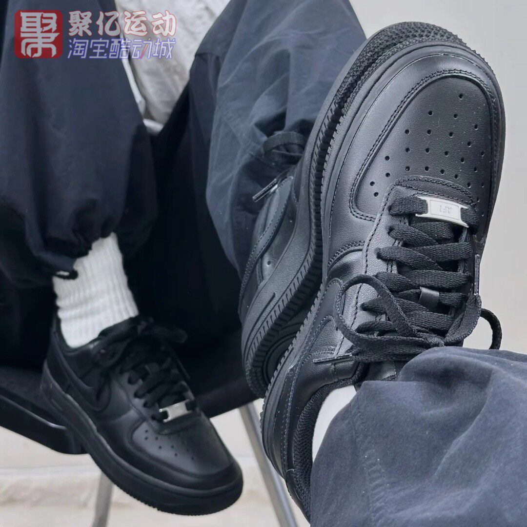 耐克男鞋AF1黑武士空军一号复古低帮透气运动休闲板鞋 CW2288-001