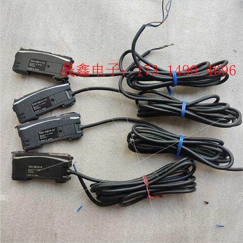 OMRONE3X-D11-V1(4个)E3X-HD10   (5【询价产品】