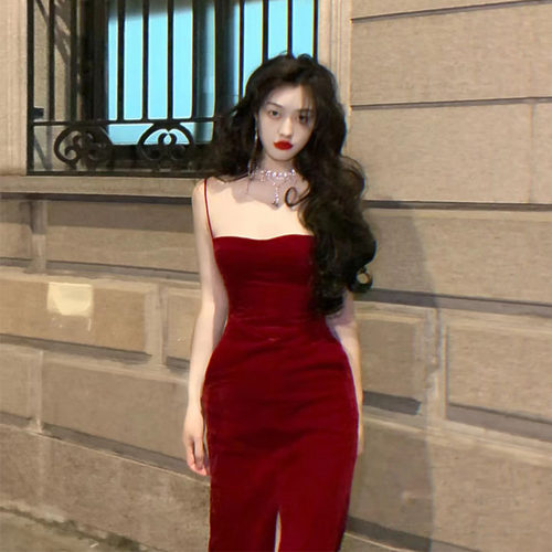 港风复古性感丝绒惊艳吊带连衣裙