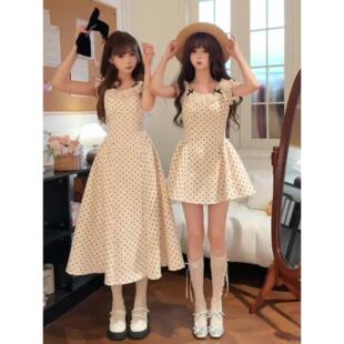 短裙 设计感气质收腰显瘦飞飞袖 法式 千金风miu系波点连衣裙女夏季