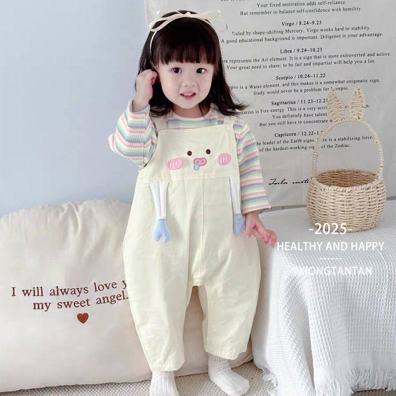 婴儿衣服秋装背带裤套装2025新款洋气小月龄女宝宝秋天外出两件套