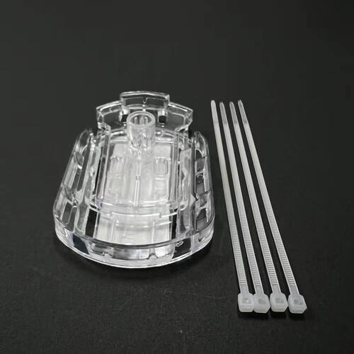 车顶公仔摆件底座，车尾公仔卡扣