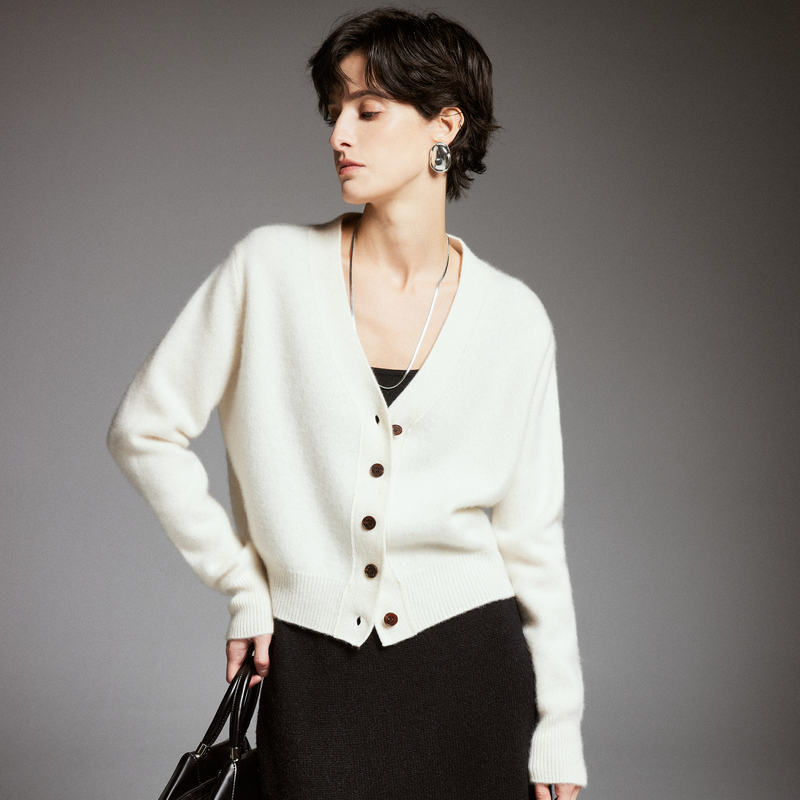 帕罗强缩洗100山羊绒V领针织开衫慵懒风毛衣叠穿外套女秋冬