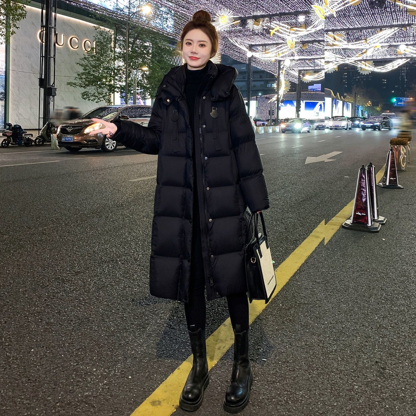 高端黑色长款羽绒服女冬季2025新款宽松95白鸭绒过膝加厚保暖外套,女装/女士精品,羽绒服,淘宝优惠券,粉丝福利购,淘宝优惠卷