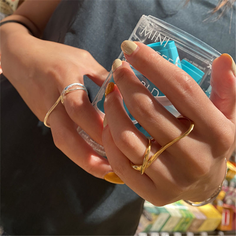 饰尚e族韩版个性双指线条交叉戒指女复古时尚简约食指戒创意指环