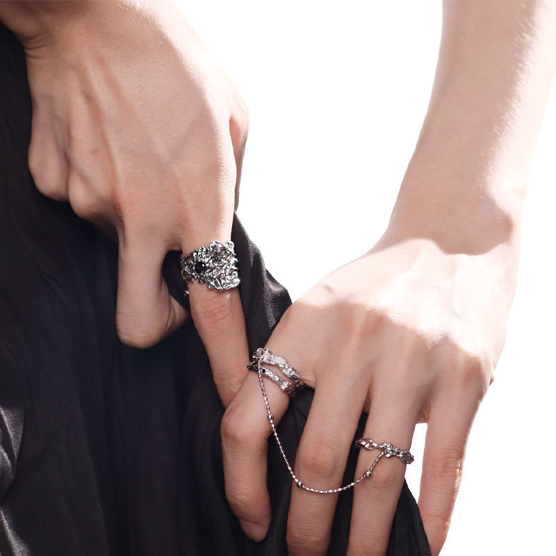 饰尚e族日韩几何熔岩戒指女复古时尚双指流苏开口指环锆石食指戒