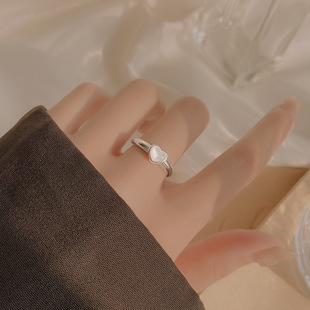 饰尚e族白色月光石爱心戒指女轻奢高级感简约气质百搭开口指环女