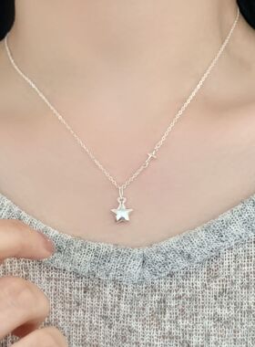 简约五角星星吊坠项链女甜美时尚百搭气质锁骨链ins风小众颈链潮