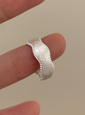 饰尚e族简约拉丝花边戒指女气质优雅设计感甜美开口指环小众个性