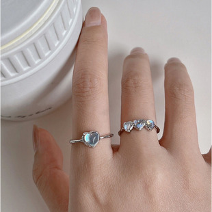 饰尚e族月光石爱心戒指女ins小众设计幻彩闪亮开口指环甜酷