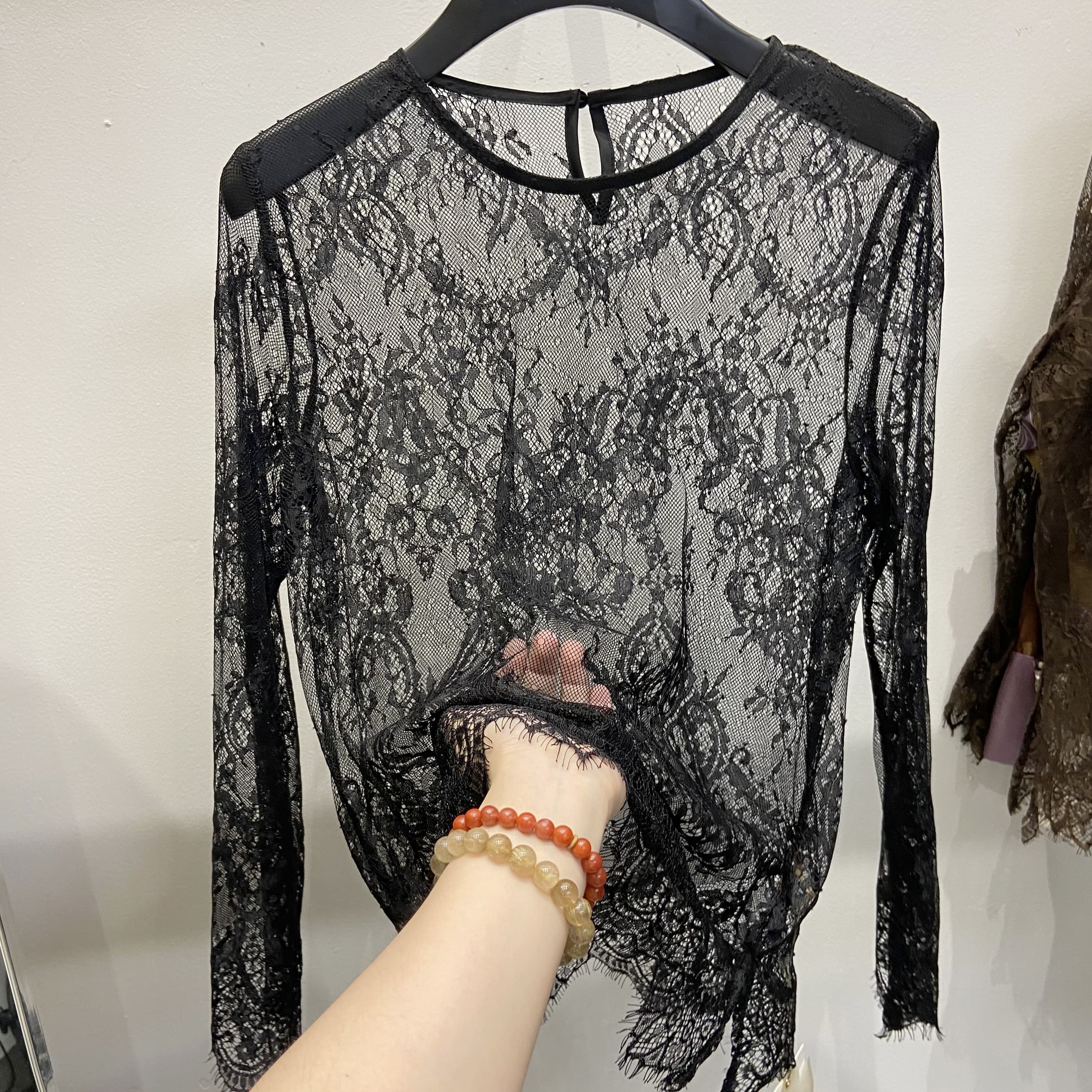 黑咖色蕾丝衫长袖打底衫女显瘦潮