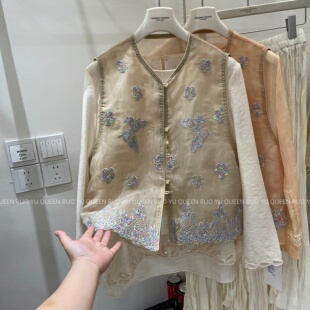 新中式彩色刺绣蝴蝶重工天丝马甲薄款外套叠穿2026春夏高级感温柔