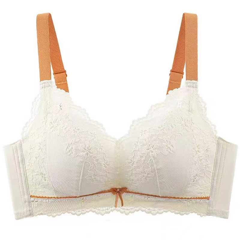 小胸加厚聚拢上托蕾丝3CM文胸