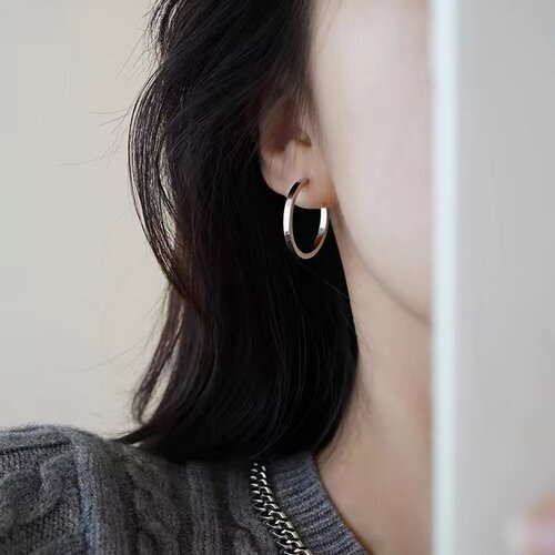 s925纯银法式圈圈耳环2025年新款潮耳钉小众设计素圈耳圈耳扣女饰