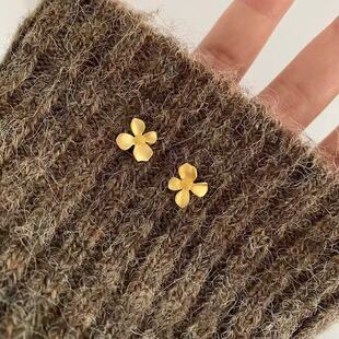 时尚小清新金色花朵耳钉复古高级感设计小众简约洋气气质耳环