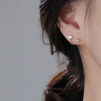 925纯银银杏叶耳钉小众女耳饰2025新爆款高级养耳洞耳环