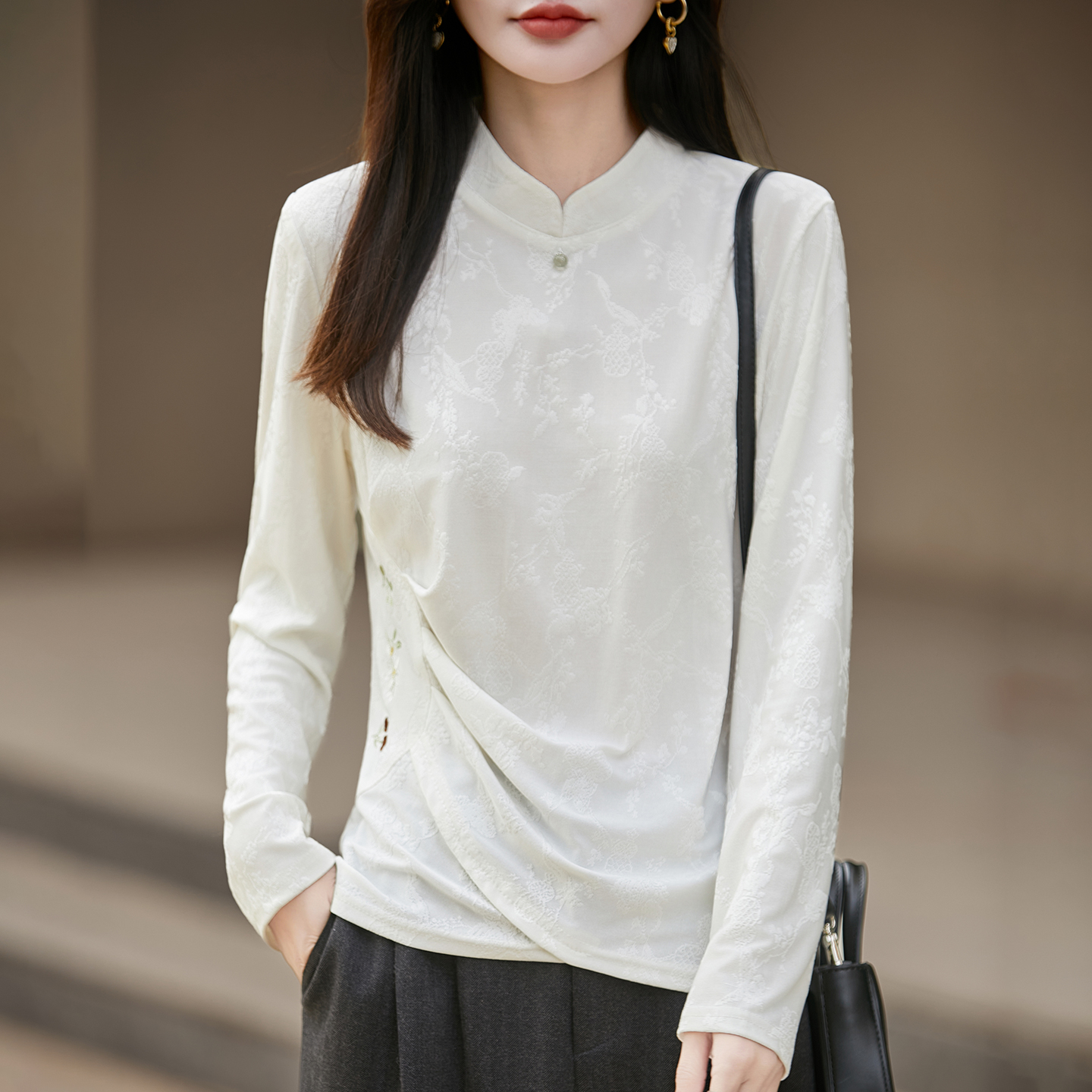 新中式国风上衣秋冬毛衣女新款2025内搭高级感时尚针织打底衫