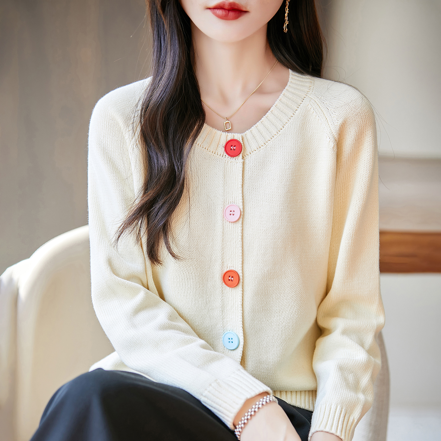 圆领彩扣纯棉针织开衫女2025秋冬新款加厚短外套毛衣气质小衫上衣