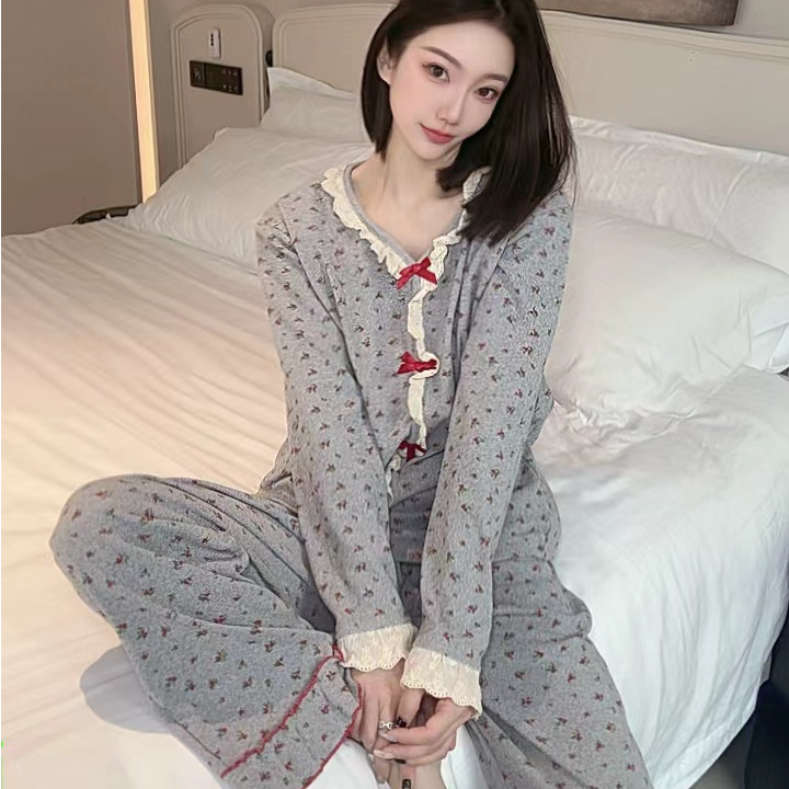 韩系甜美碎花长袖蕾丝花边睡衣