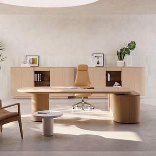 高端2025新款老板桌办公桌实木书桌家用轻奢高级感男女士简约现代