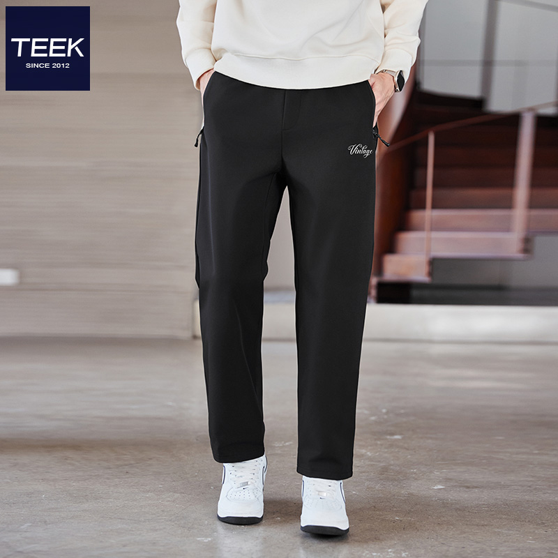 新款百搭休闲裤，休闲又帅气。