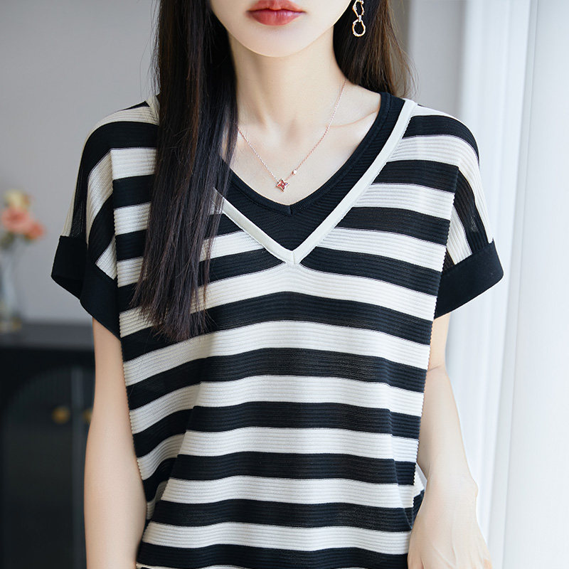 天丝莱赛尔撞色假两件V领短袖T恤女夏季宽松条纹针织打底薄款上衣