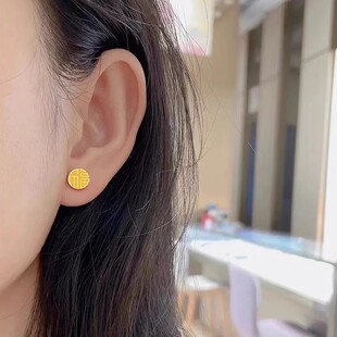 18k黄金简约百搭螺丝拧扣精致小福子耳钉小众新潮高级感文字耳饰