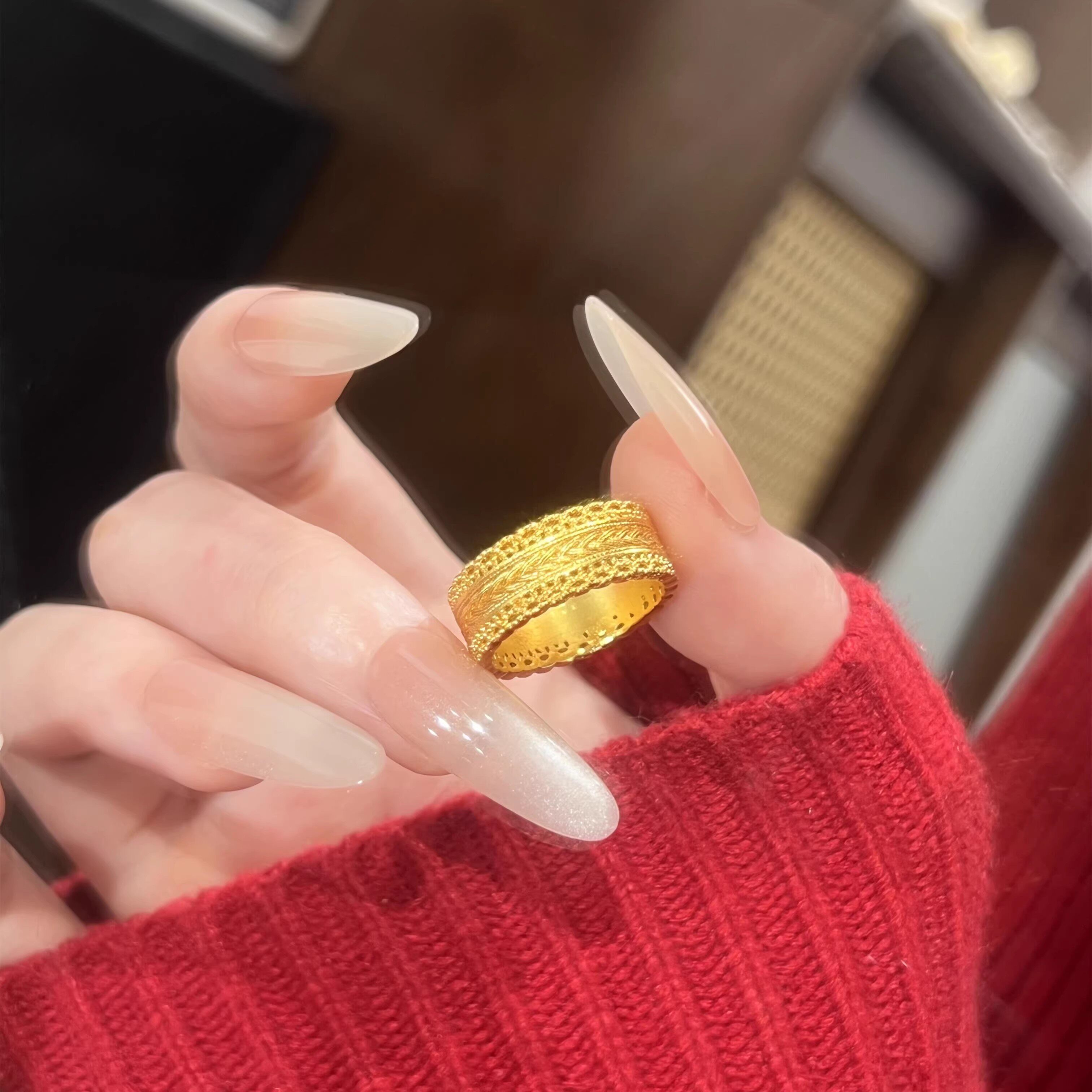 轻奢镀金腰缠万贯铜钱情侣对戒