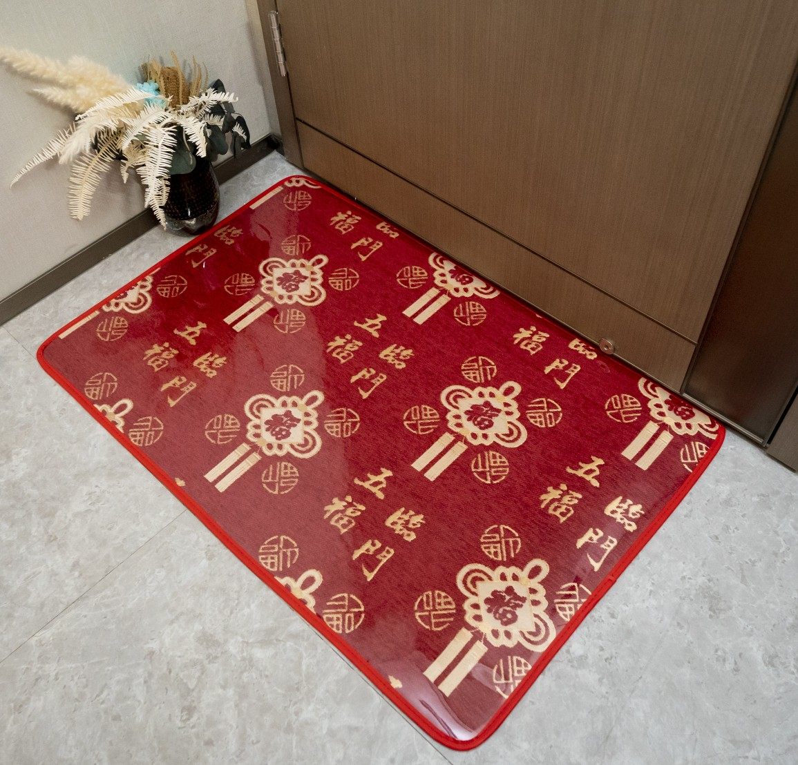 入户门地垫玄幻门室内脚垫PVC水晶板新年红色带膜耐脏门口垫子