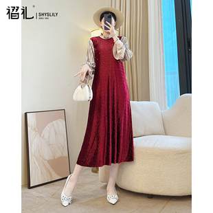 气质优雅名媛金丝绒红色连衣裙春季2026新款长裙妈妈褶皱大码裙子