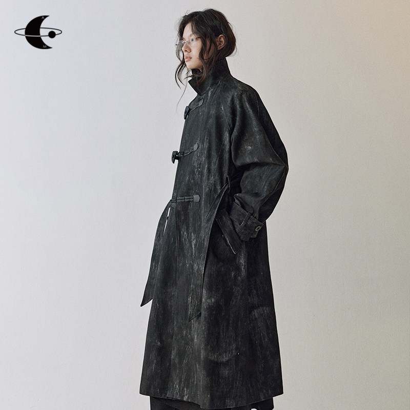 创世纪元【斑驳蚀月】编织盘扣晕染廓形风衣外套女早秋2025新款,女装/女士精品,风衣,淘宝优惠券,粉丝福利购,淘宝优惠卷