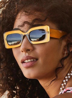 嘻哈蹦迪出游方形复古朋克男女潮