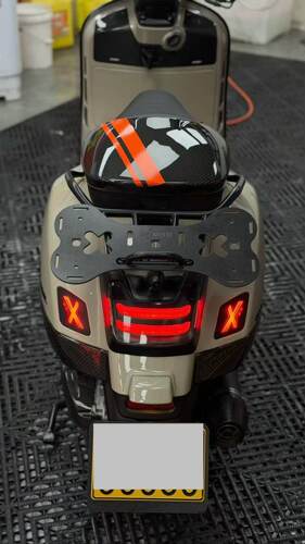 vespa24-25款gts300 GTV300改装台湾koso熏黑尾灯带灯框