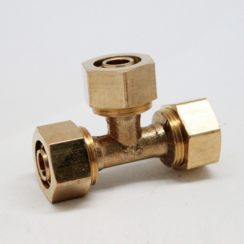 天一金牛铝塑管卡套式三通