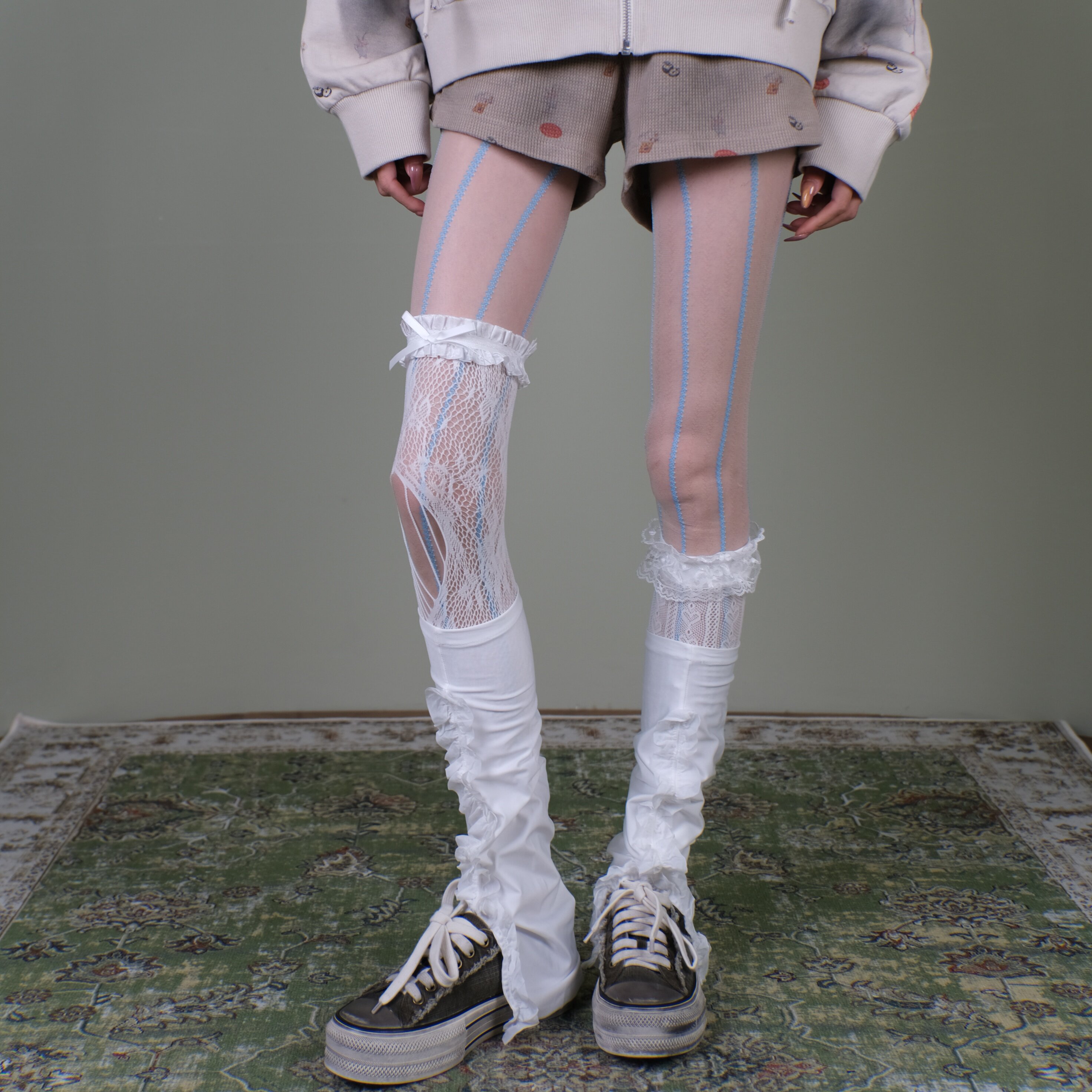 西岭【Y2K叠穿 复古浅透肤蓝色竖条拼接蕾丝堆堆袜连裤袜 甜酷
