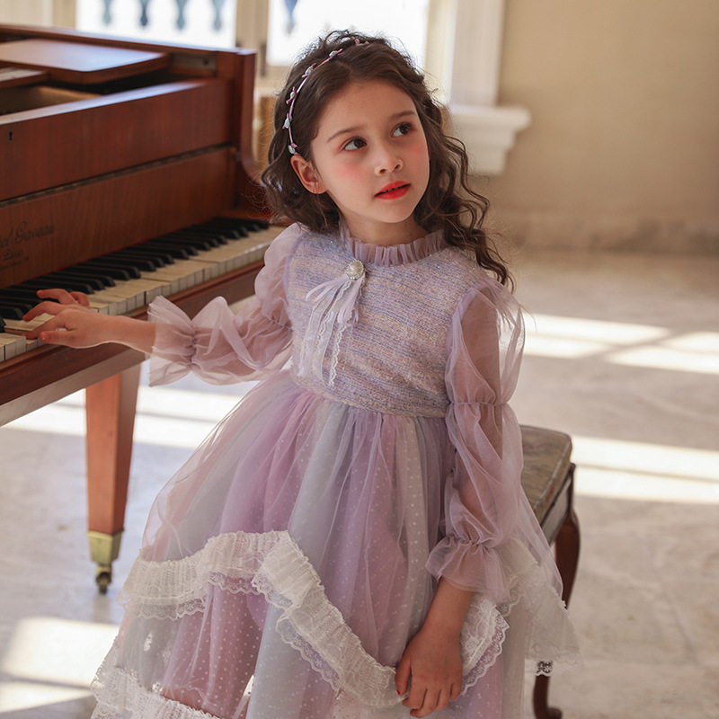 子供服のワンピース22春服の新型の女の子の虹の波点の洛麗塔の王女のスカートのハスの葉の辺のスカートの春の新型