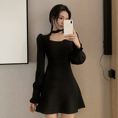 A new long sleeve square collar design in autumn and winter 2020