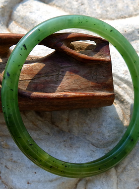 4961天然新疆和田玉籽料带证书