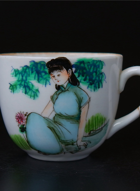 浅绛彩粉彩人物陶瓷艺术品