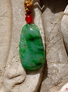 秋=浓4379天然A货缅甸老坑正阳绿翡翠福瓜挂件吊坠宝玉石证书复检