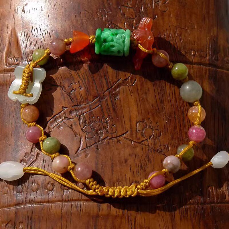 芳=信0988缅甸老坑正阳绿翡翠雕花柱明代老玉玛瑙花件碧玺珠手链