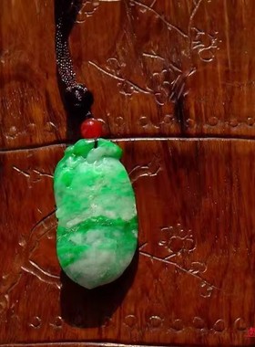 流=连4888清代天然A货缅甸老坑正阳绿翡翠小猴生肖吊坠挂件证书