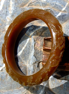 天然新疆和田玉籽料雕花手镯