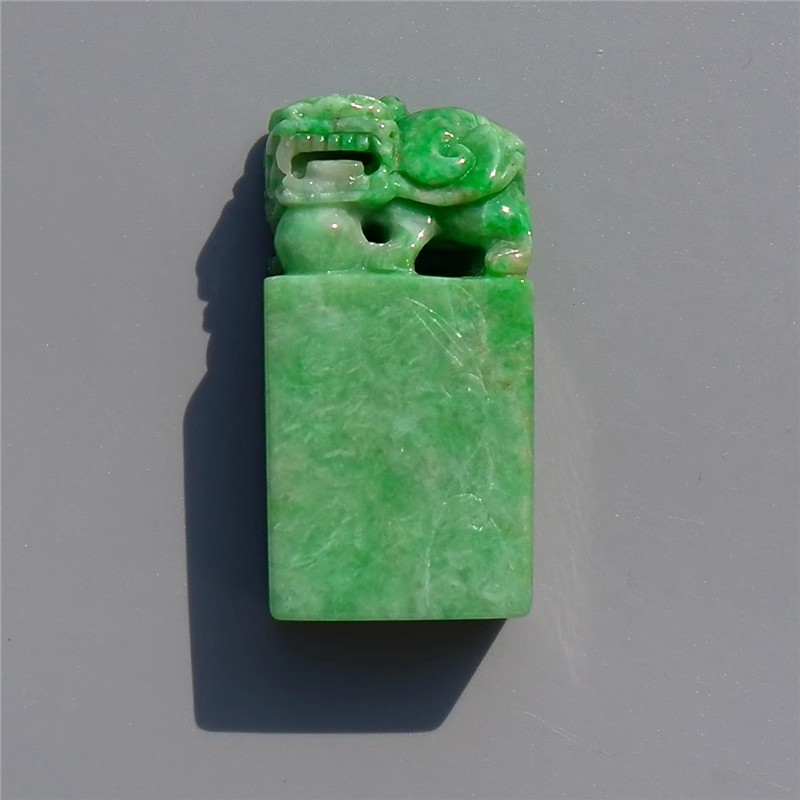 天然A货缅甸老坑翡翠摆件手把件