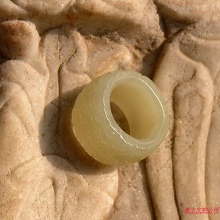 和=月0113库存清代天然新疆和田玉白玉籽料雕花云头纹扳指带证22