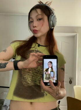 [REコンテナ] 韩版小众品牌kater蒙面女人趣味修身短袖圆领t恤