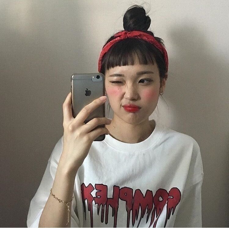 品牌红色字体滴血情侣短袖T恤衫