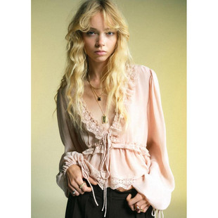 西班牙欧洲正品代购 MANGO 女士 V领蕾丝上衣  17057808