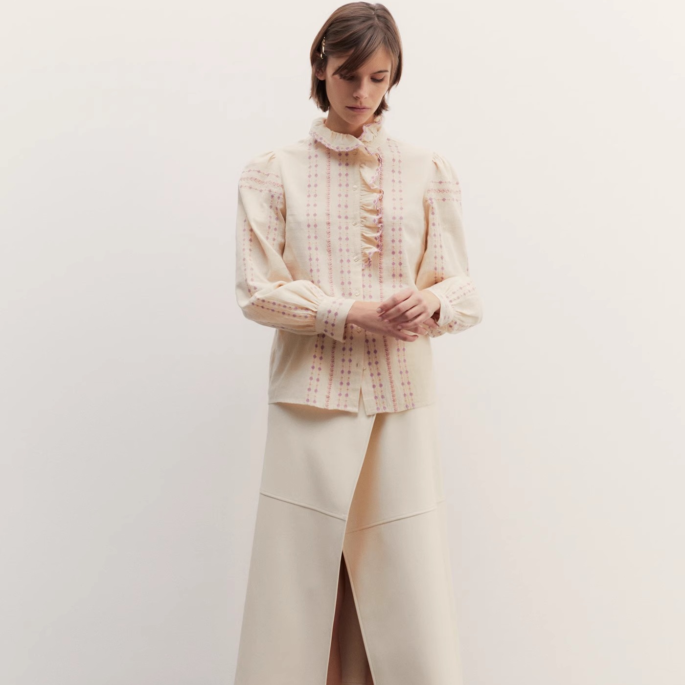 西班牙代购女士刺绣衬衫纯棉衬衣