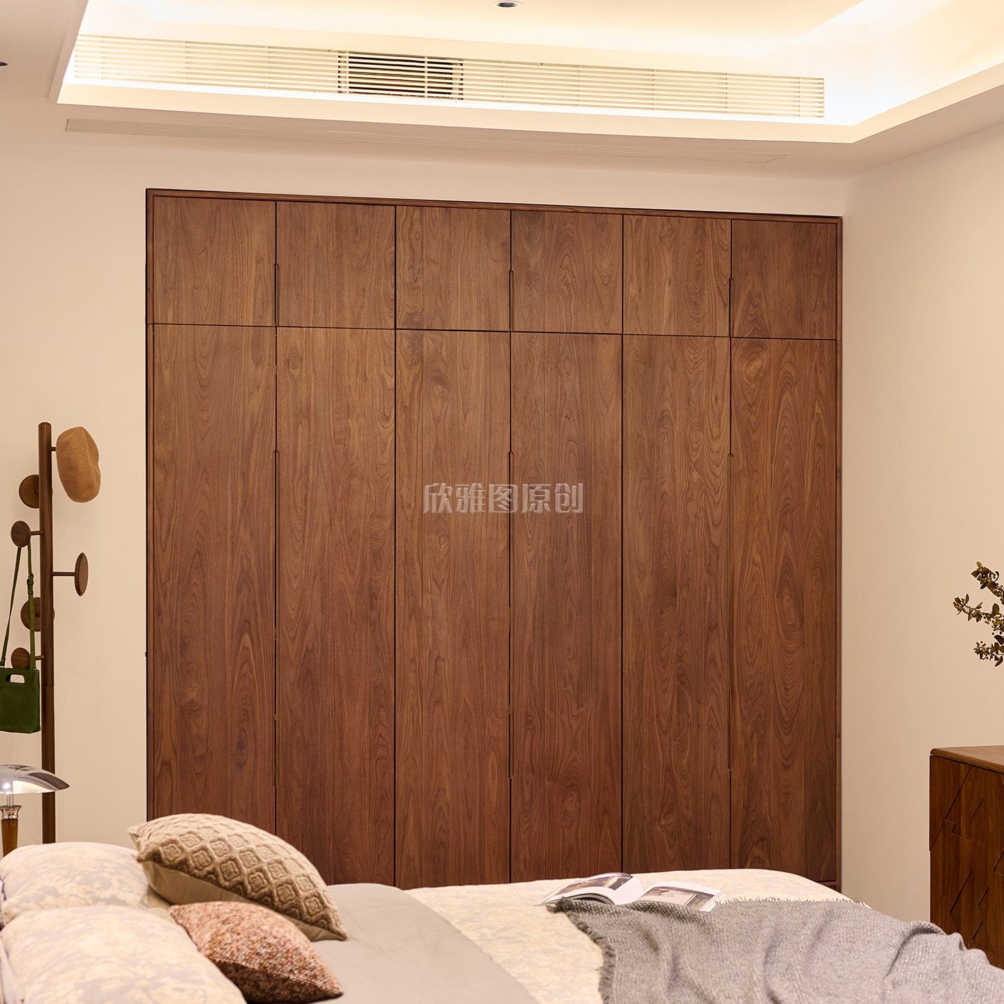 北美黑胡桃木衣柜实木家用卧室大衣橱现代简约收纳柜子储物柜六门